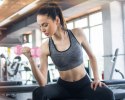 Hantle sześciokątne zestaw 2x4 kg ciężarki do ćwiczeń obciążniki fitness różowe ModernHome ModernHome